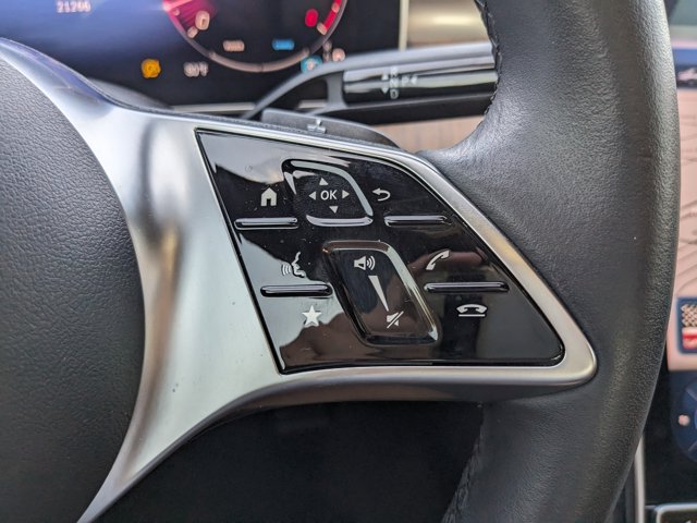 Vehicle image 34 of 37