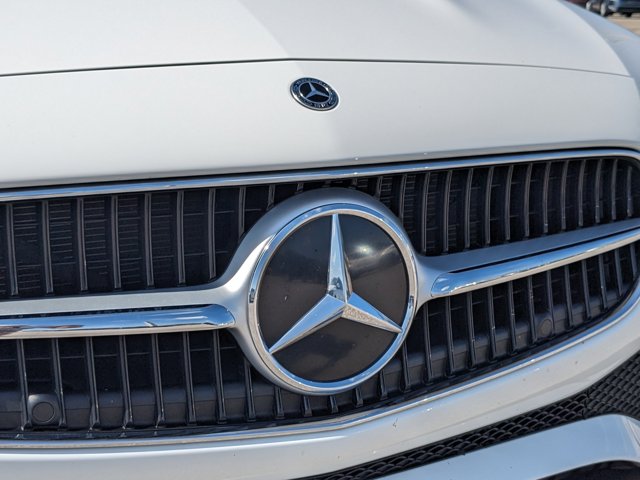 Vehicle image 15 of 37
