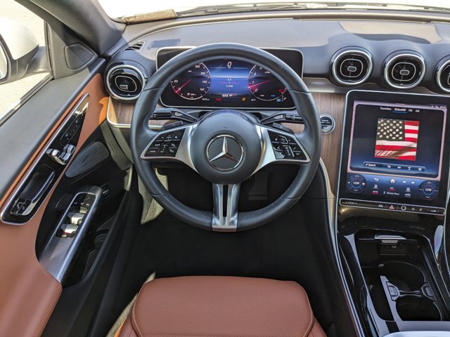 Vehicle image 21 of 37