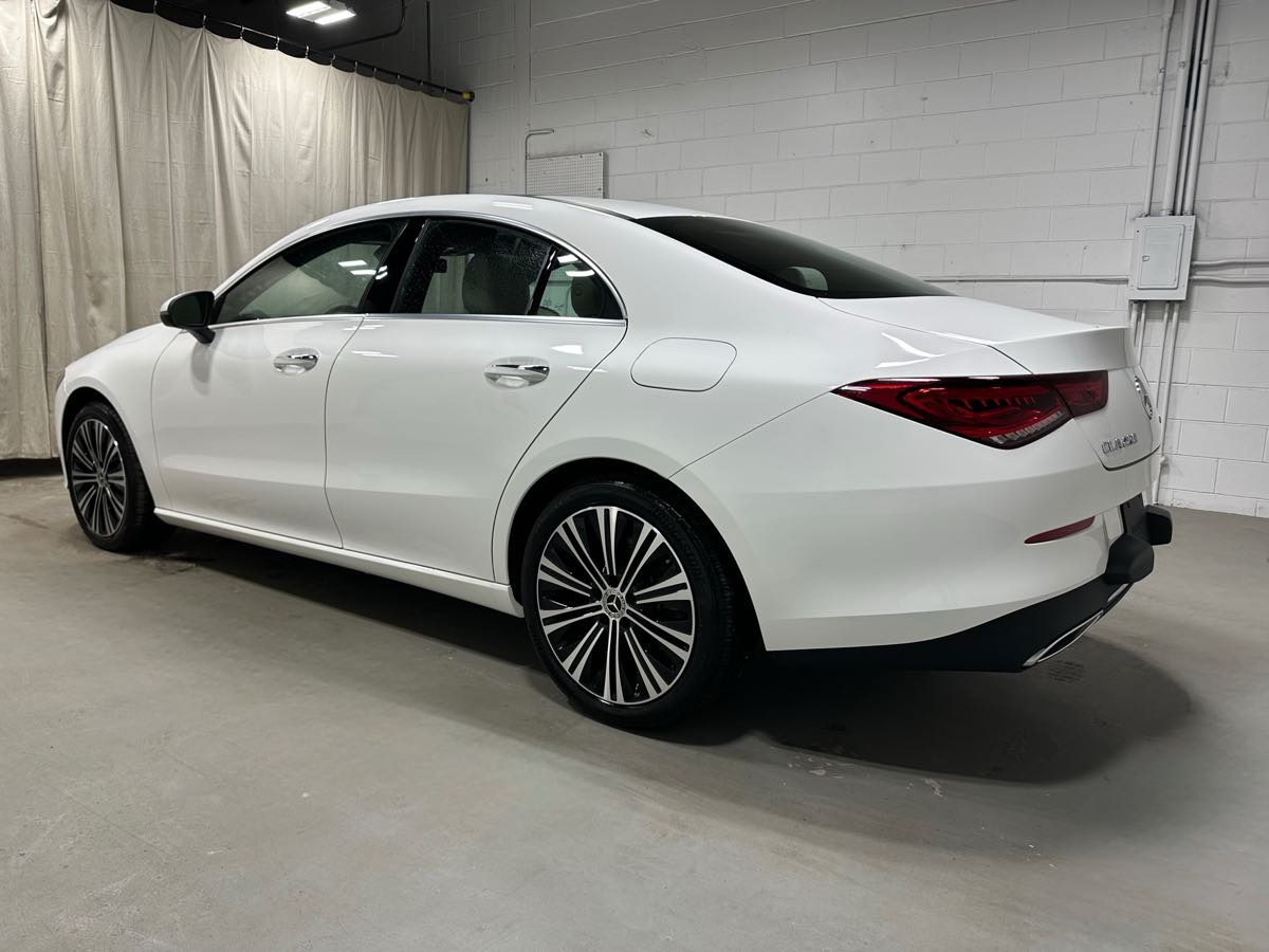 Vehicle image 5 of 20