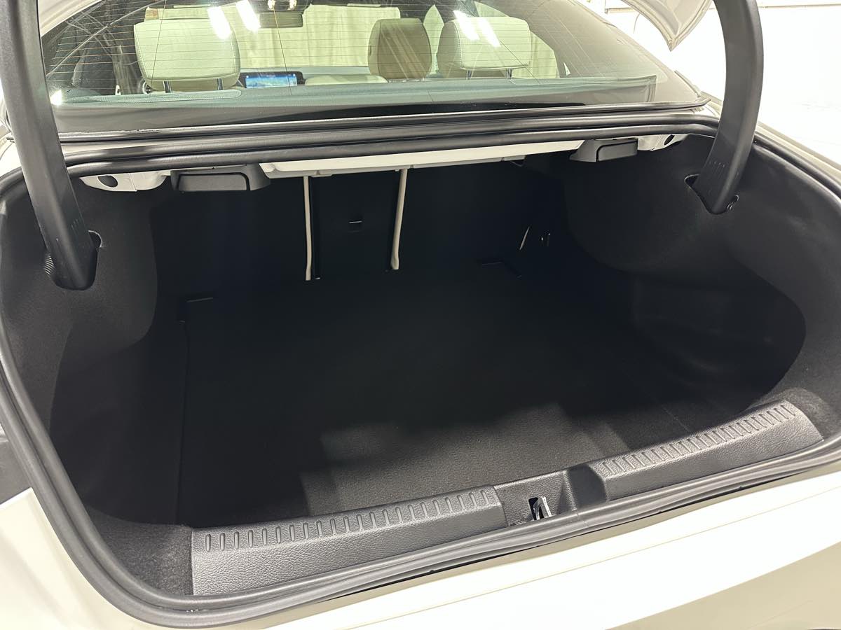 Vehicle image 20 of 20