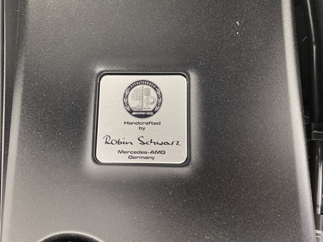 Vehicle image 35 of 40