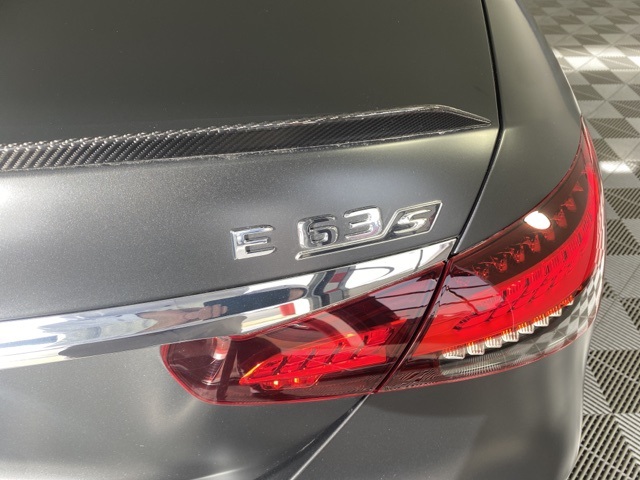 Vehicle image 26 of 40