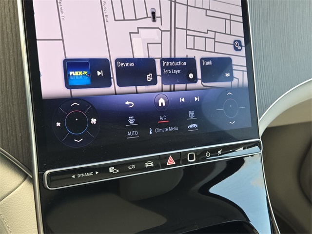 Vehicle image 22 of 25