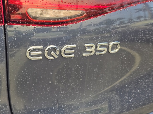 Vehicle image 14 of 25