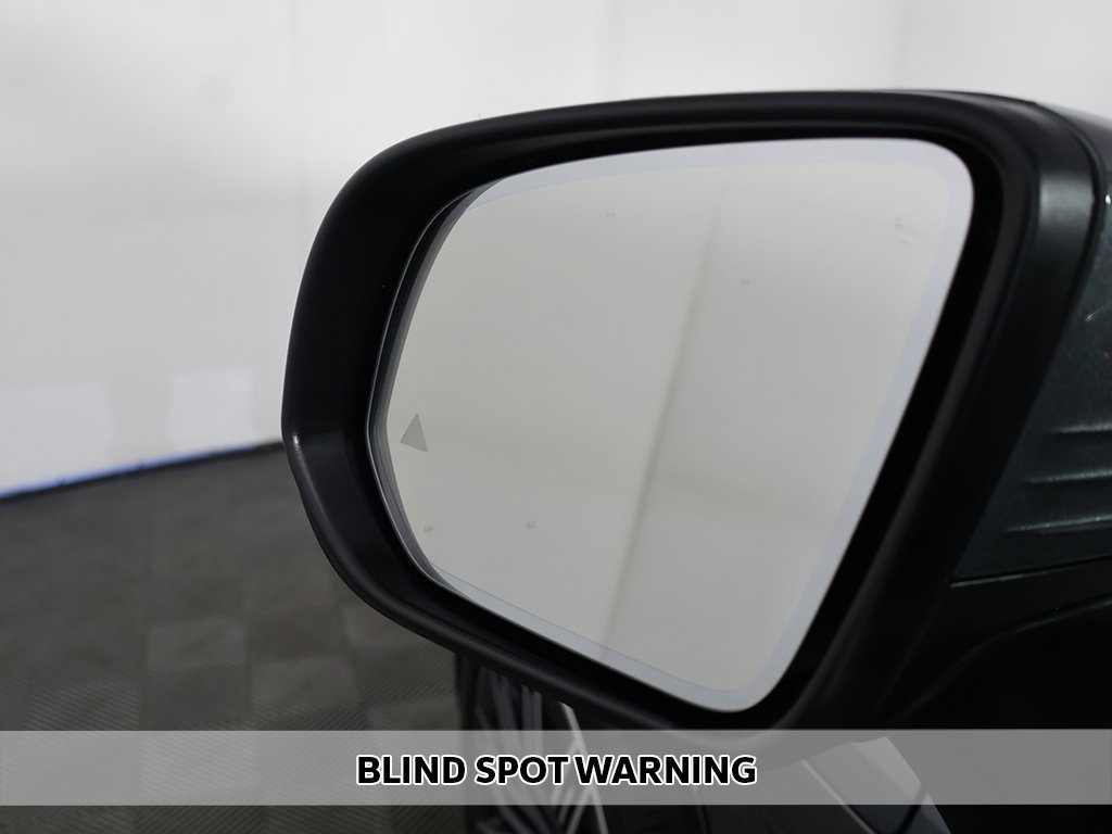 Vehicle image 17 of 69