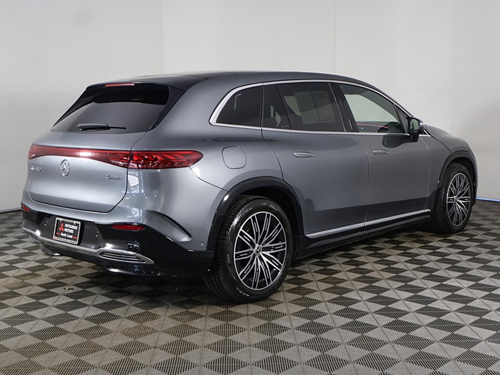 Vehicle image 7 of 69