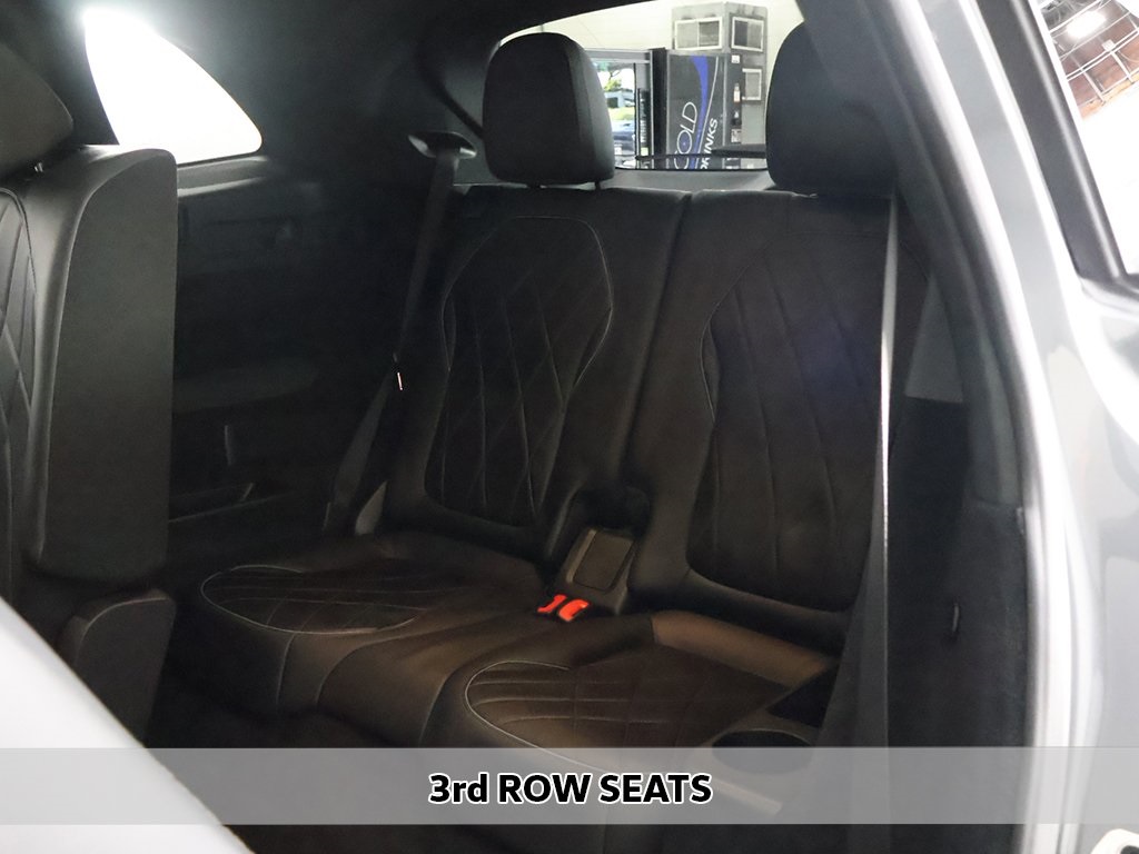 Vehicle image 22 of 69