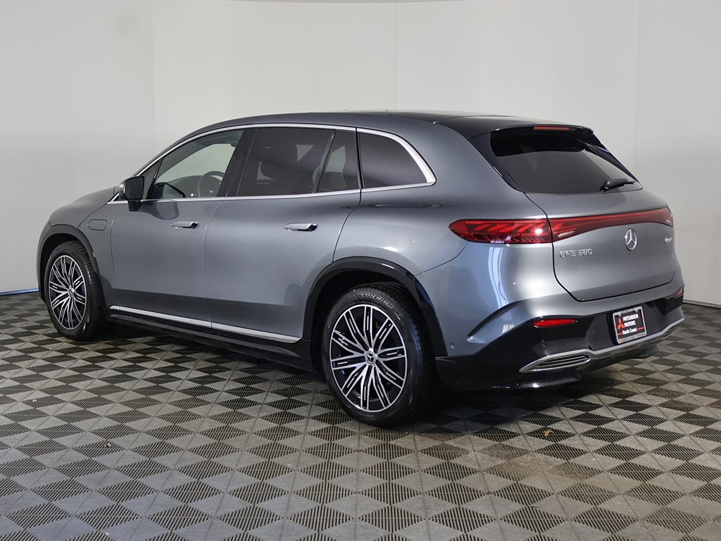 Vehicle image 10 of 69