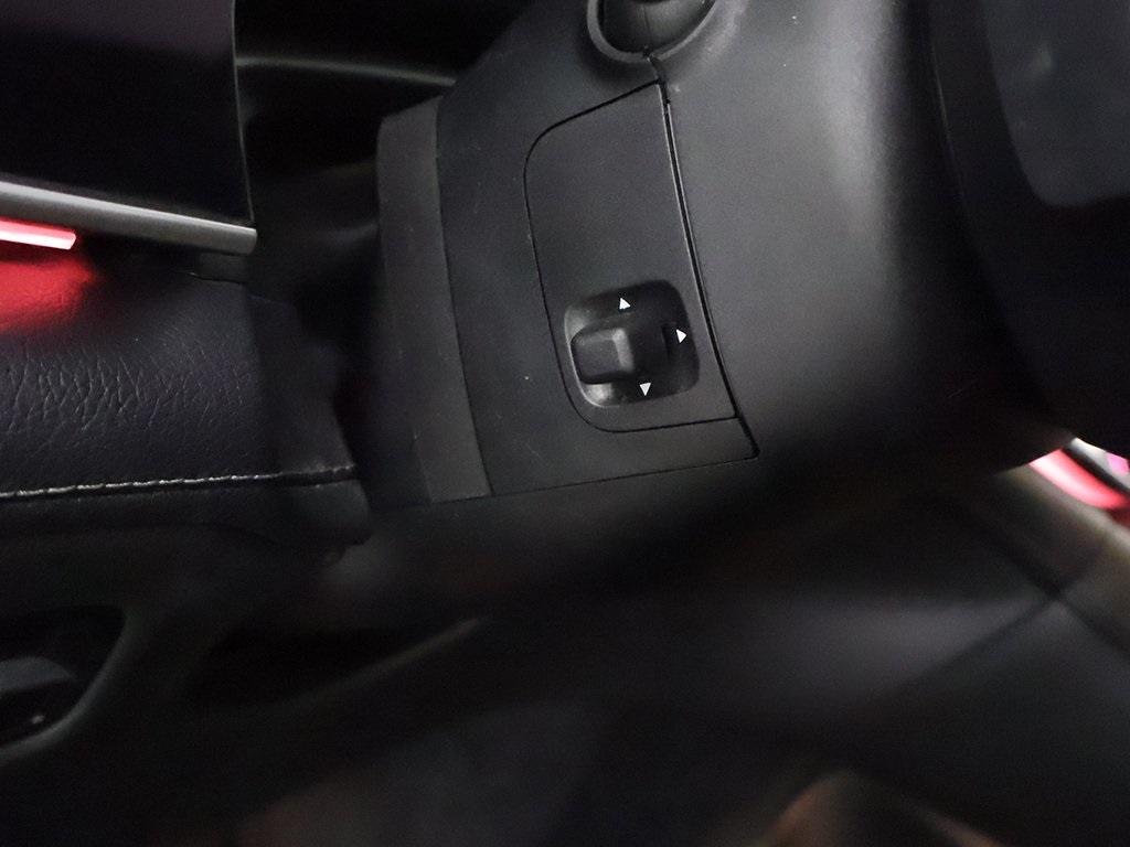 Vehicle image 46 of 69