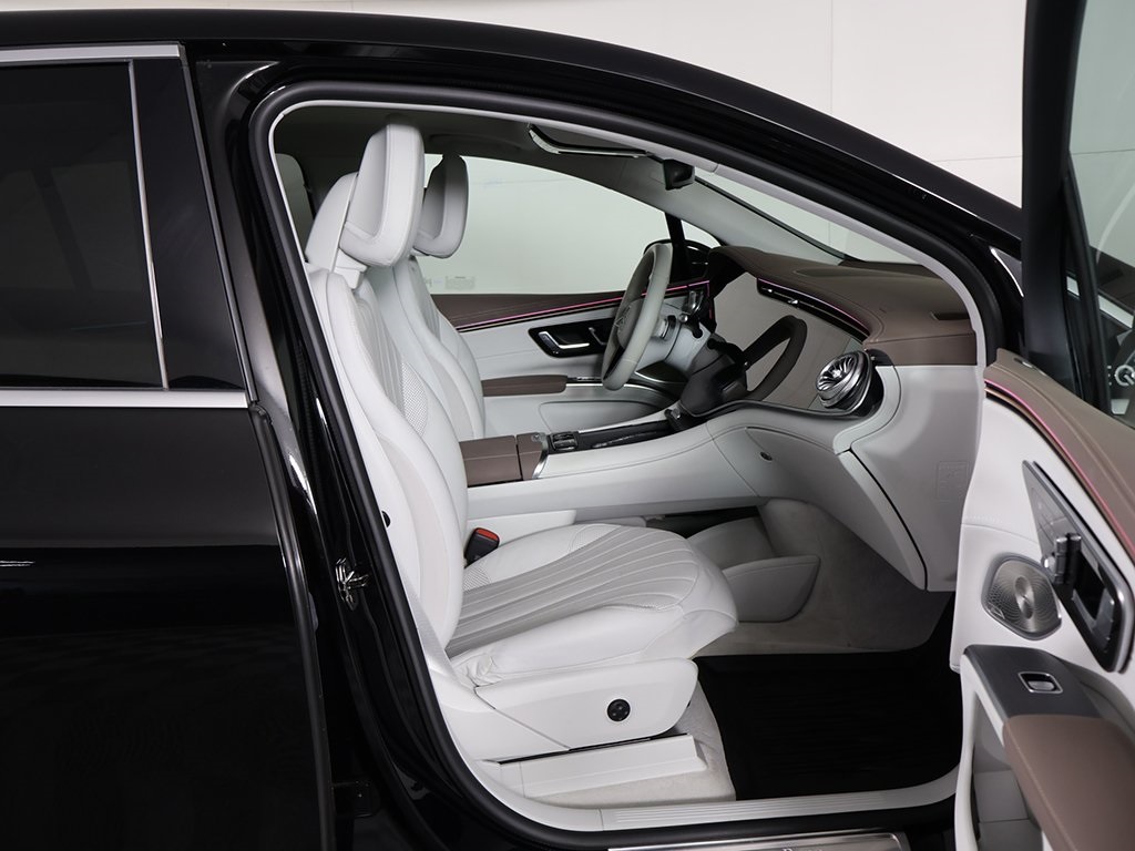 Vehicle image 29 of 53