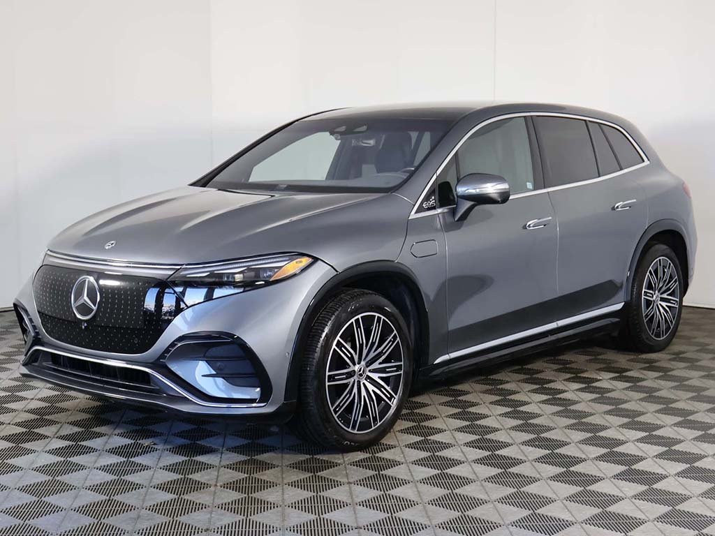 Vehicle image 2 of 68