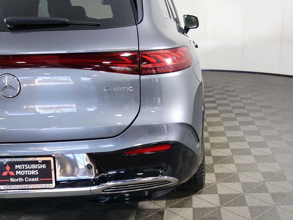 Vehicle image 24 of 68