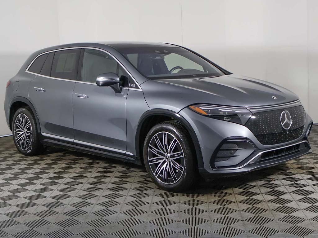 Vehicle image 5 of 68