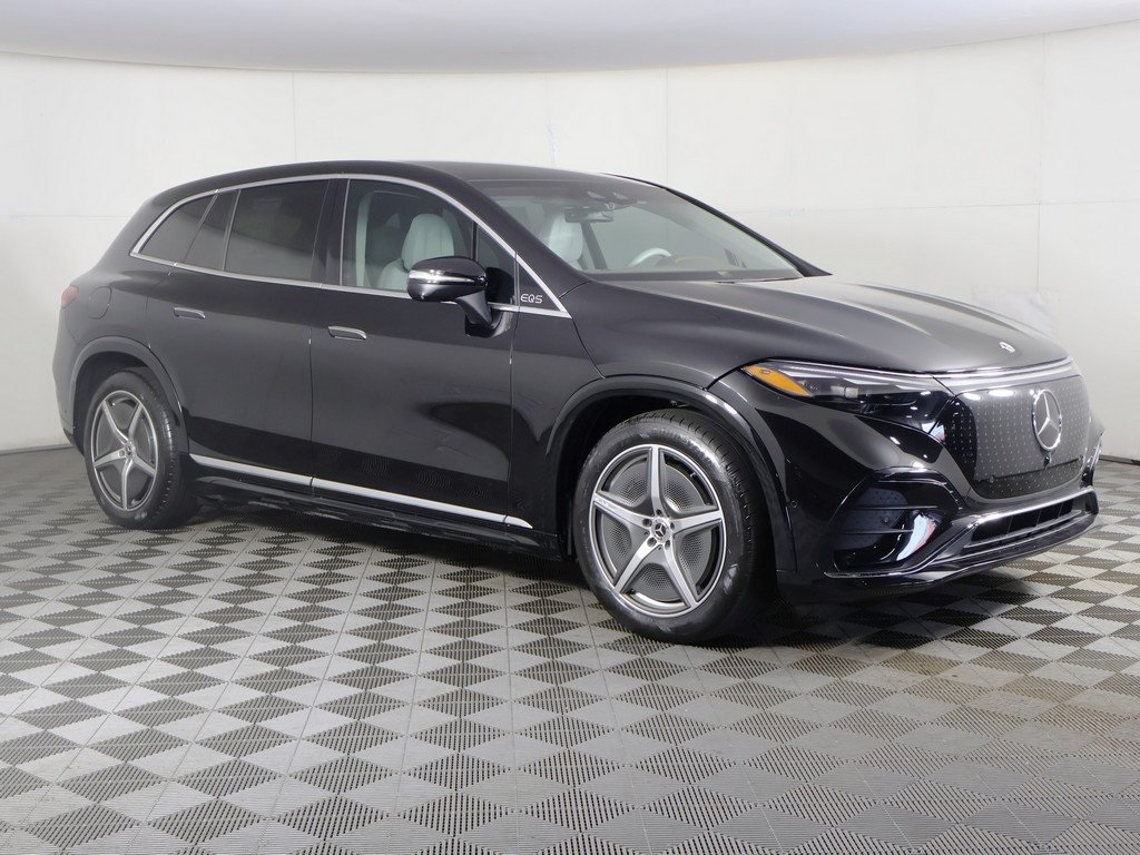 Vehicle image 4 of 45