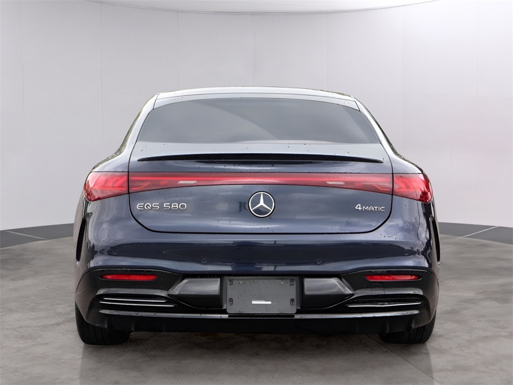 Vehicle image 11 of 82