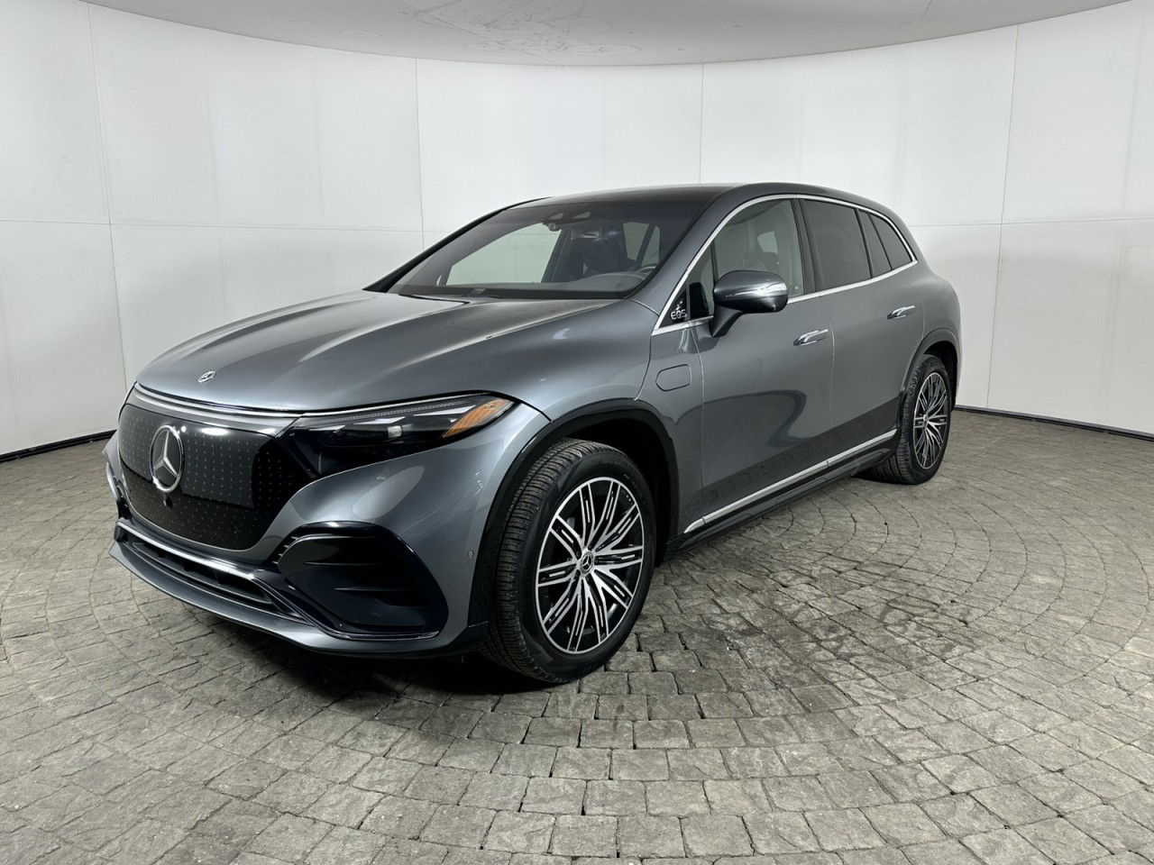 Vehicle image 1 of 20