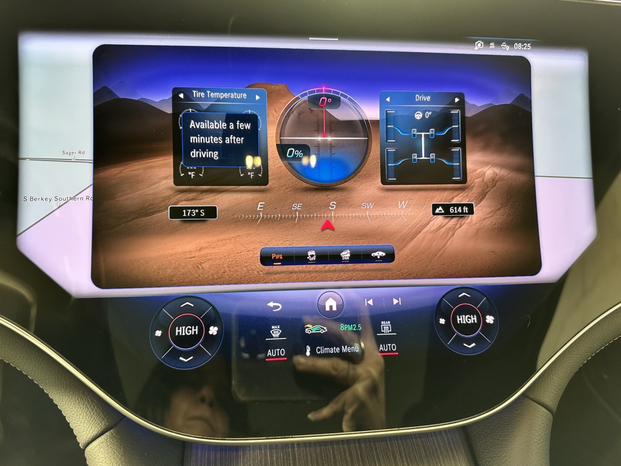 Vehicle image 18 of 20