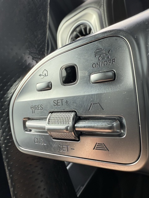 Vehicle image 65 of 75