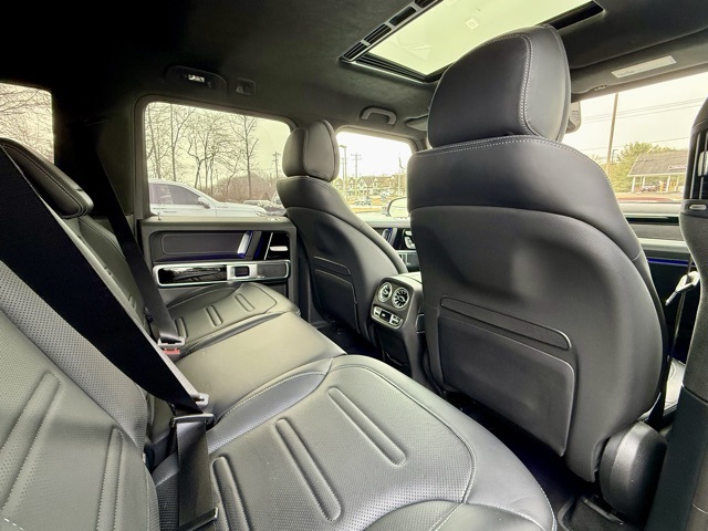 Vehicle image 28 of 75