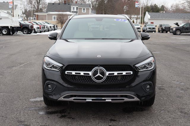 2023 Mercedes-Benz GLA 250 Image 2 of 37
