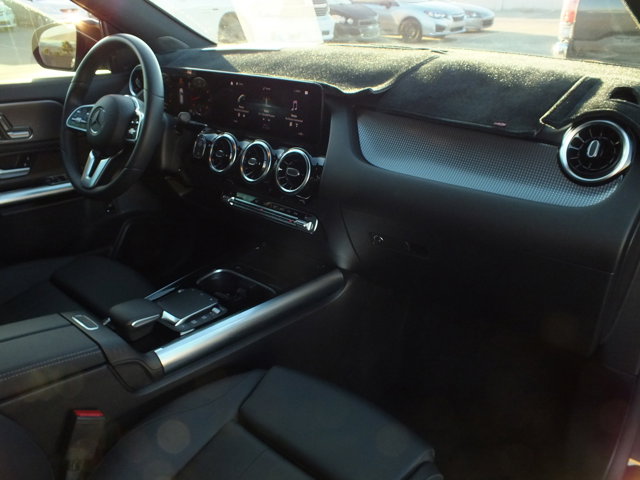 Vehicle image 21 of 21
