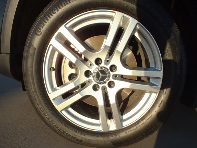 Vehicle image 8 of 21