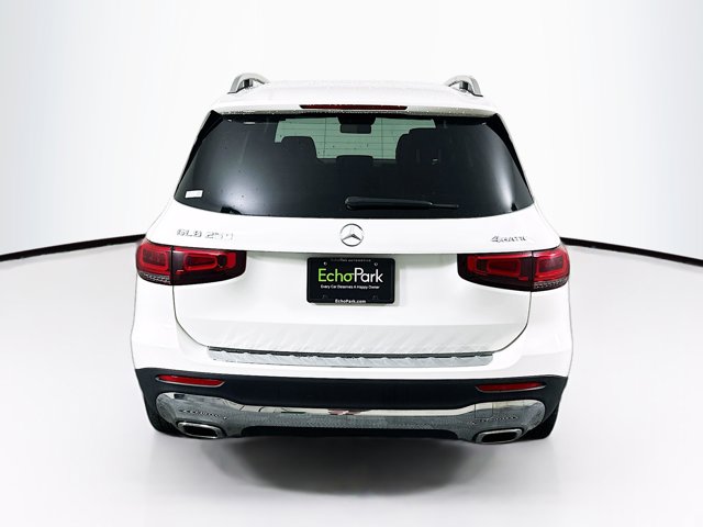 Vehicle image 6 of 32