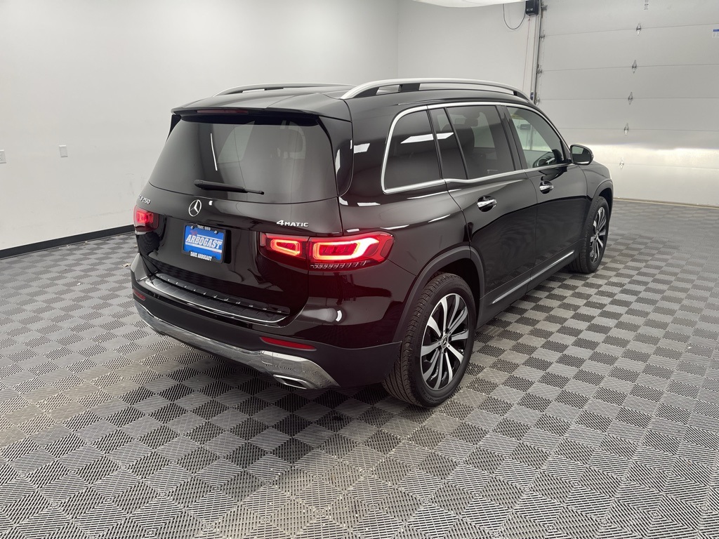 Vehicle image 5 of 32