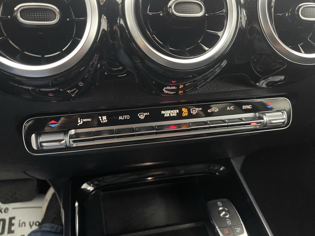 Vehicle image 32 of 32