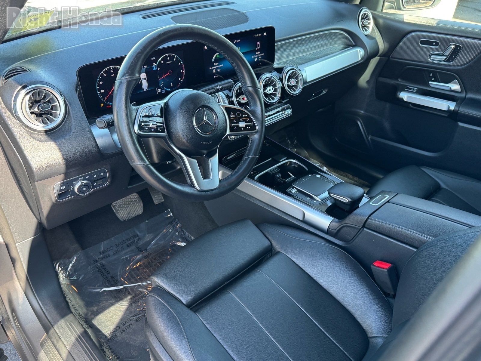 Vehicle image 12 of 31