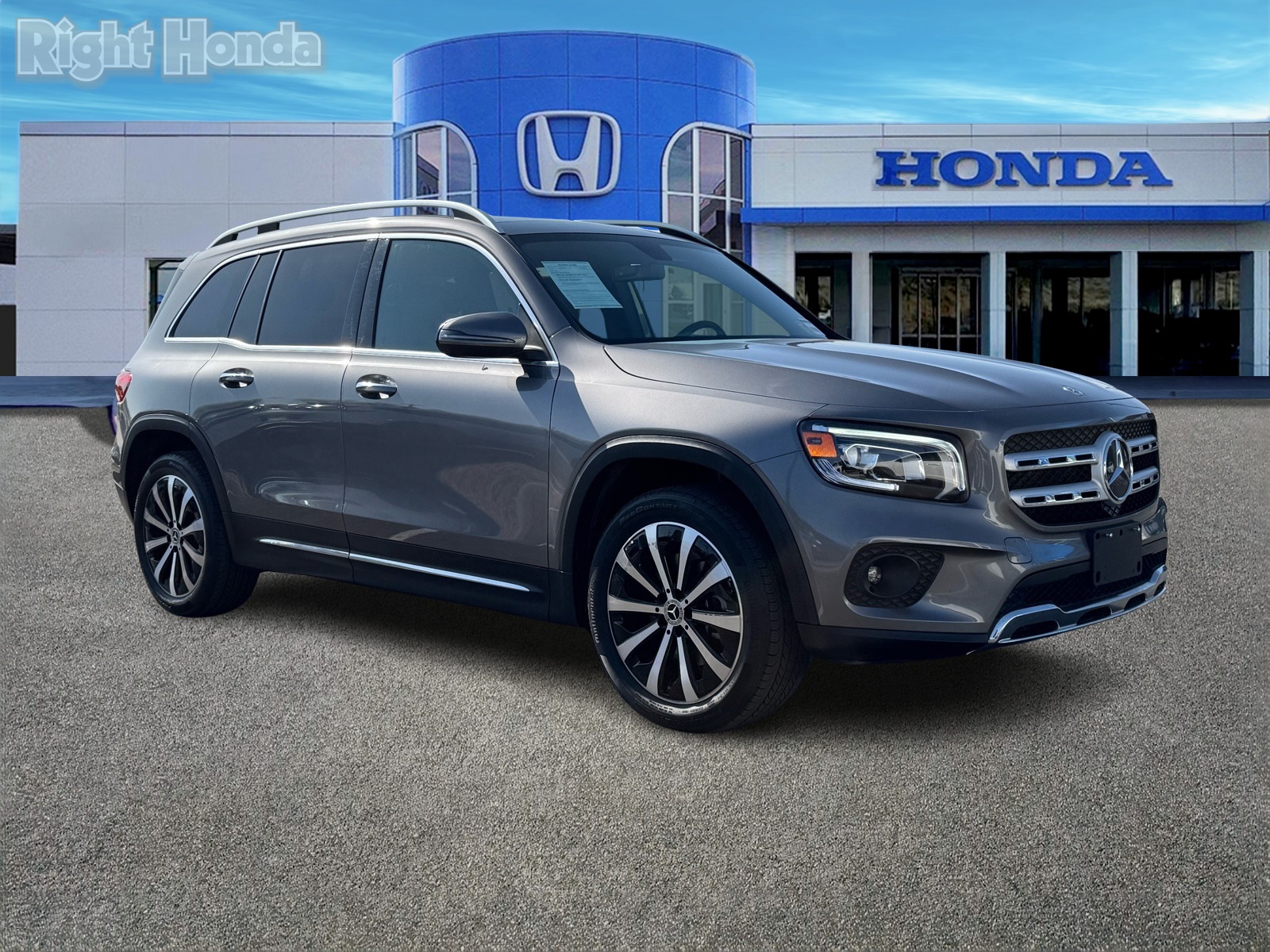 Vehicle image 6 of 31