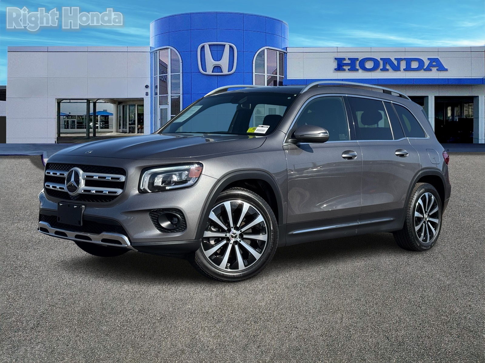 Vehicle image 9 of 31