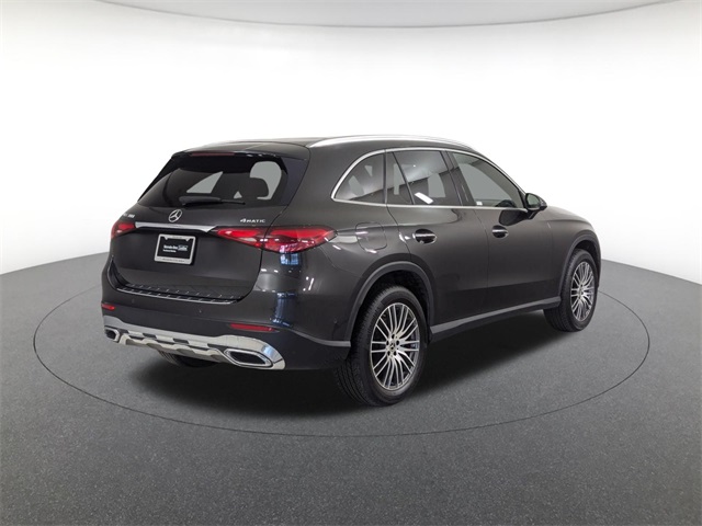 2023 Mercedes-Benz GLC 300 Image 5 of 25