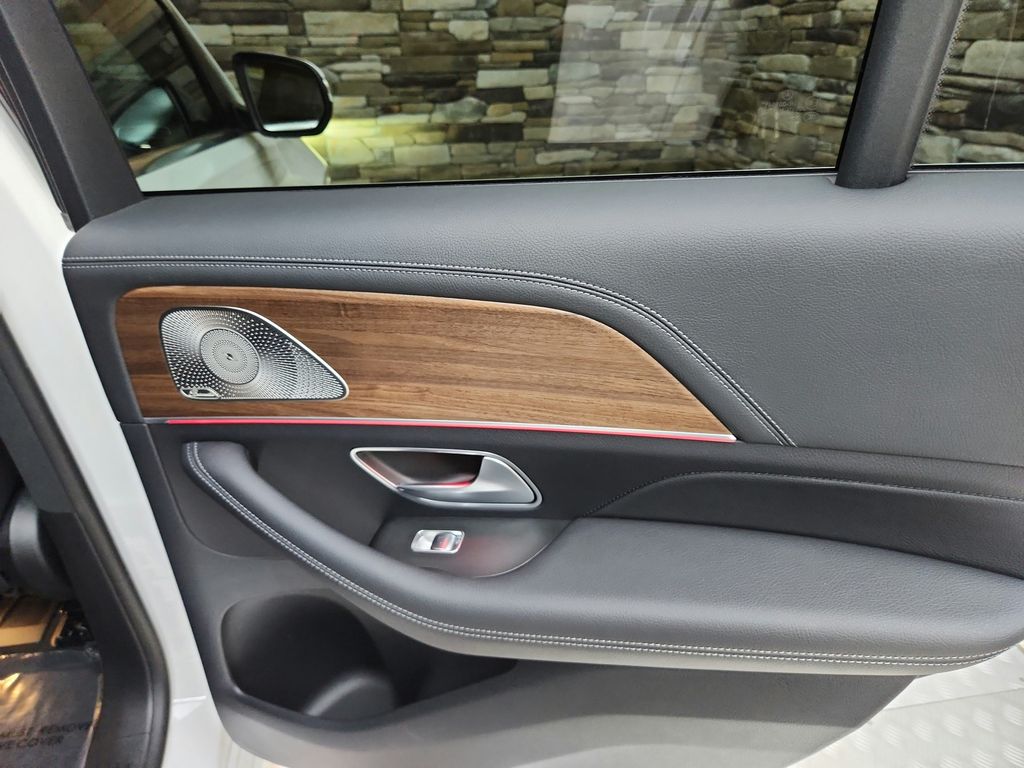 Vehicle image 26 of 26