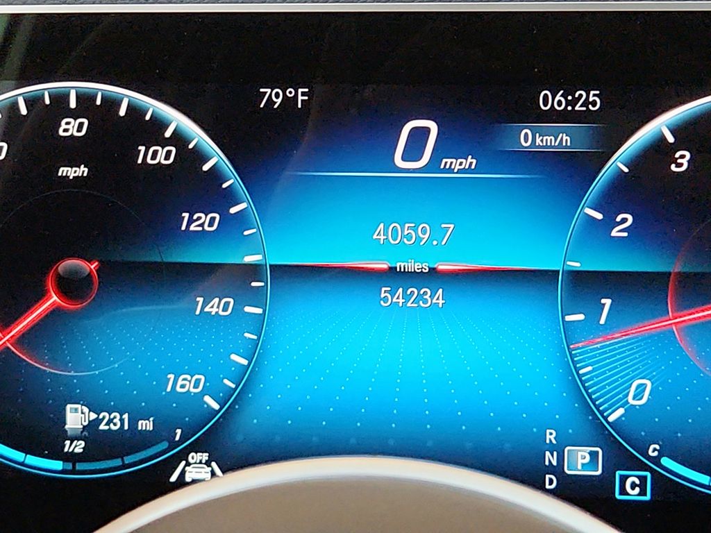 Vehicle image 14 of 26