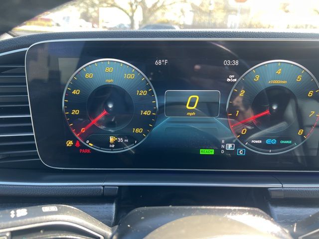 Vehicle image 9 of 21