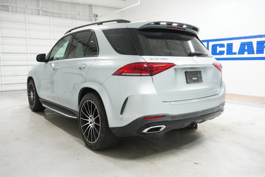 Vehicle image 9 of 50