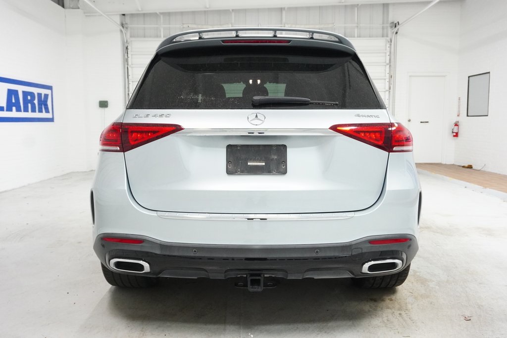 Vehicle image 8 of 50