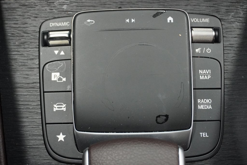 Vehicle image 37 of 50