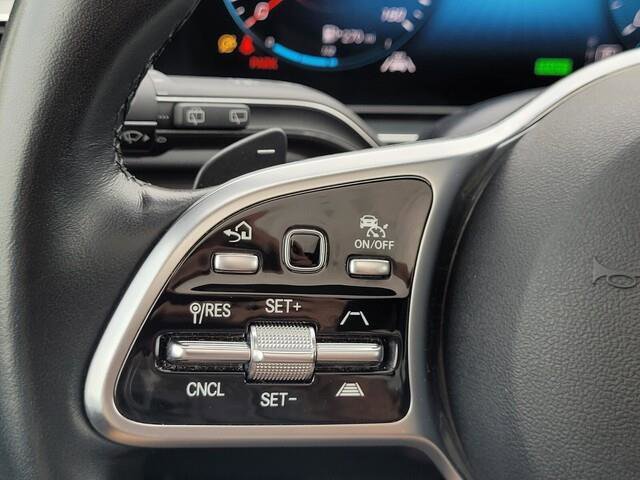 Vehicle image 15 of 36