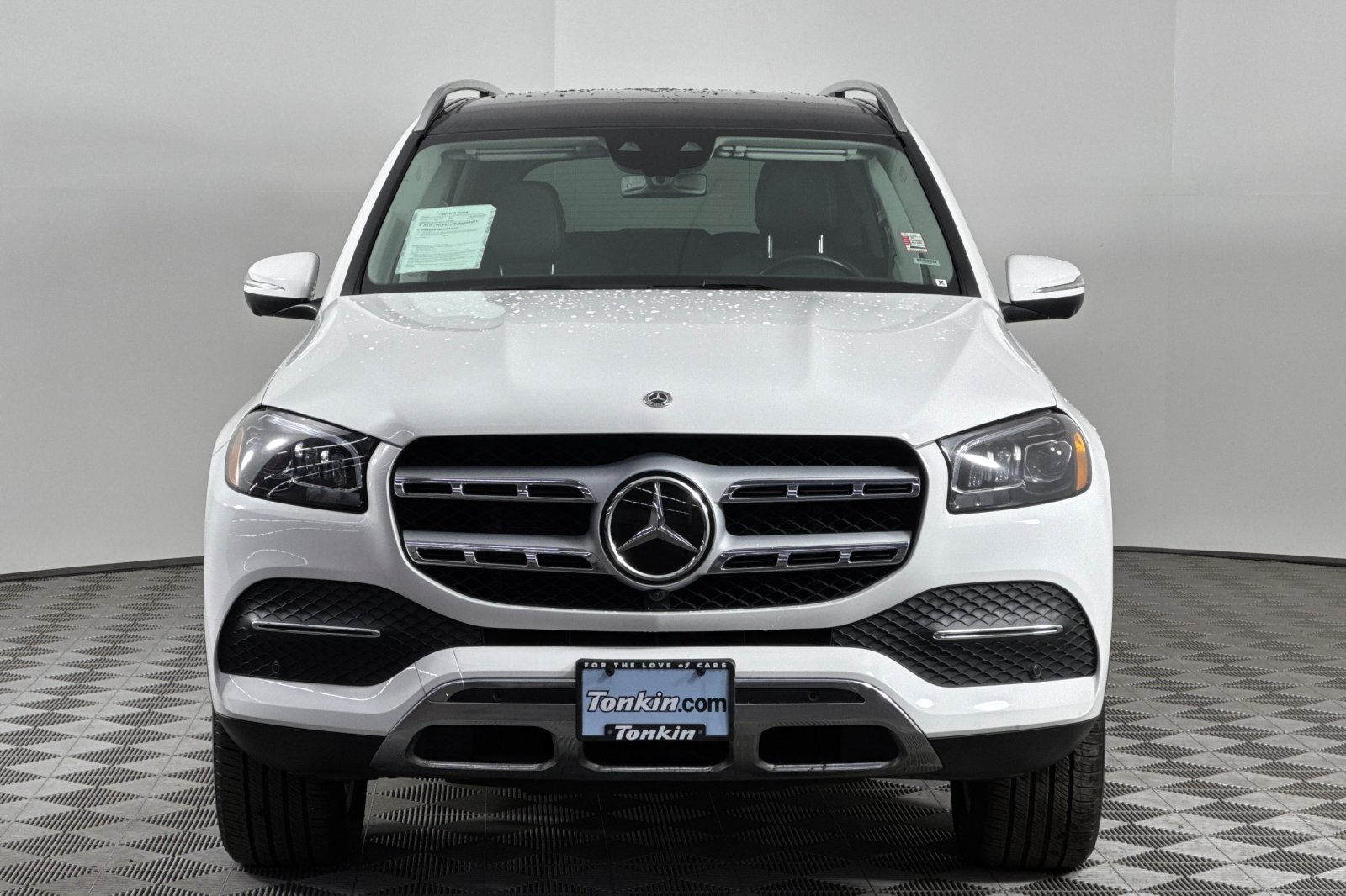 Vehicle image 2 of 29