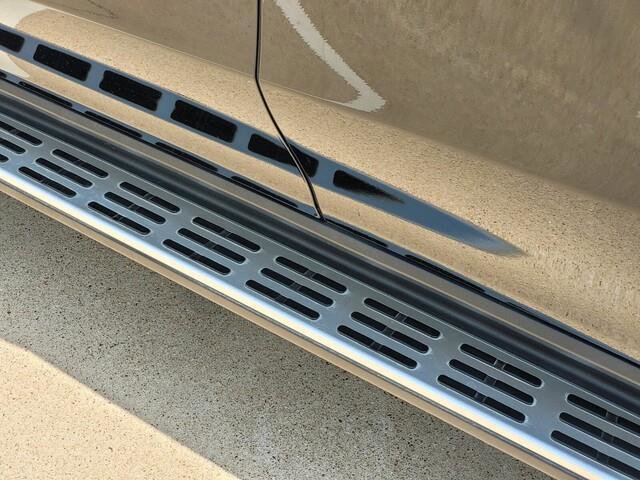 Vehicle image 23 of 37