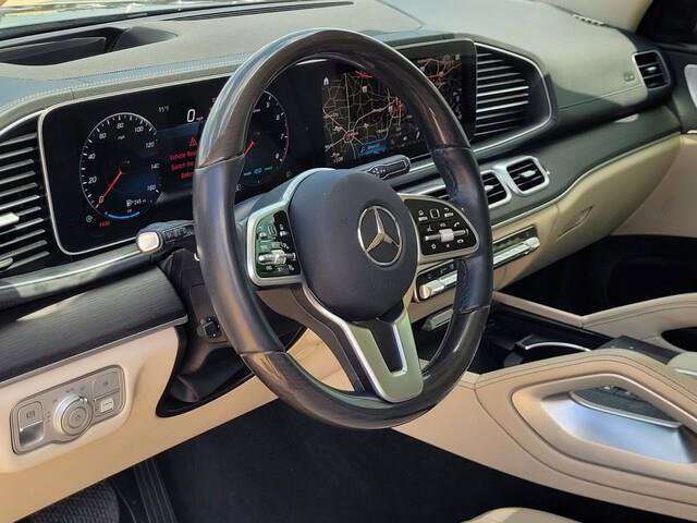 Vehicle image 13 of 37