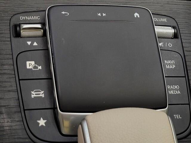 Vehicle image 26 of 37