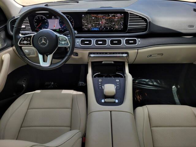 Vehicle image 14 of 37