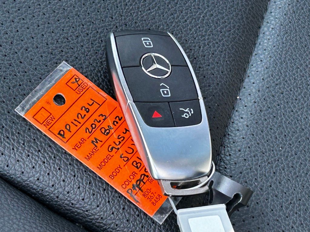 Vehicle image 52 of 53