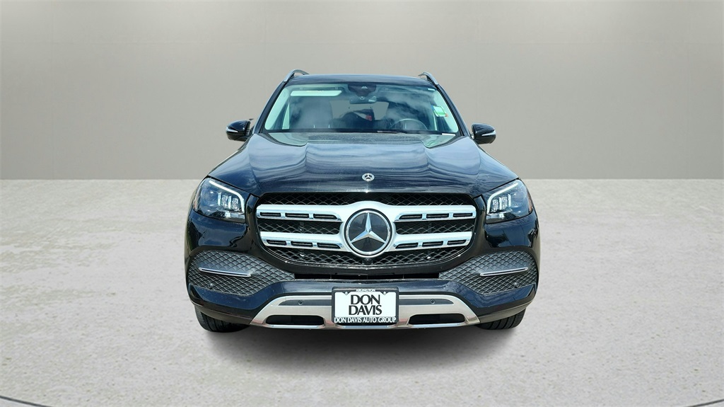 Vehicle image 2 of 42