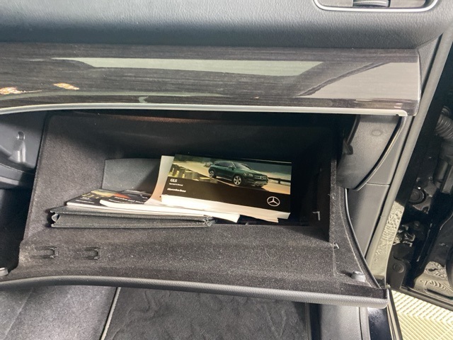 Vehicle image 11 of 38
