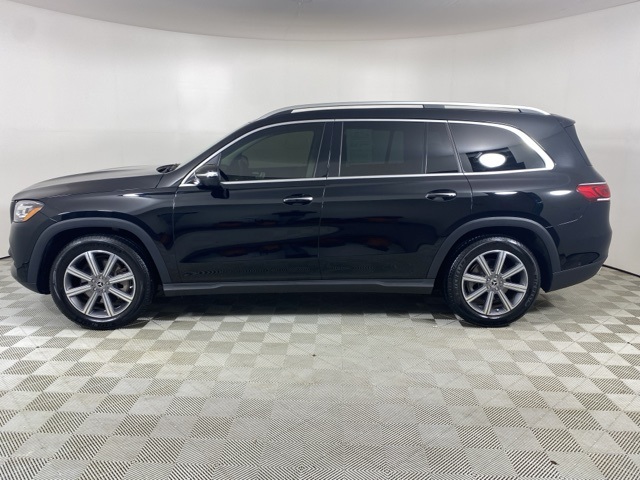 Vehicle image 8 of 38